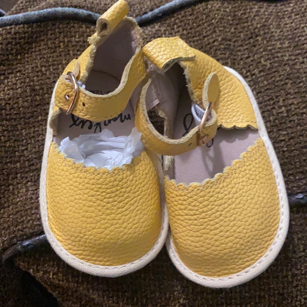 Monkey Feet